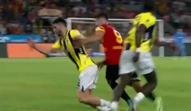 İzmir'de tartışmalı pozisyonlar! Gol iptal edildi, penaltı gündem oldu