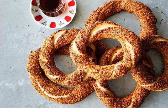 Simit tarifi nasıl yapılır? Ev yapımı çıtır çıtır sokak simidi tarifi