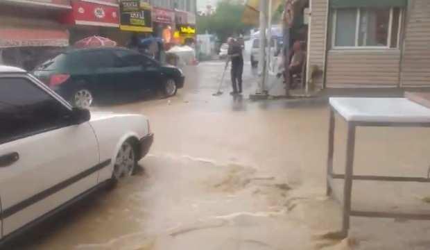 Mersin’de sağanak etkili oldu