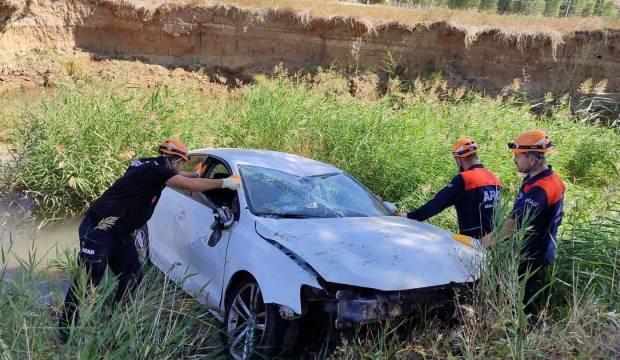 Sivas'ta dehşete düşüren kaza: Otomobil köprüden ırmağa uçtu!