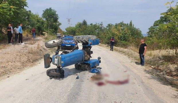 Bursa'da feci kaza: Oğlunun kullandığı traktörün altında kaldı