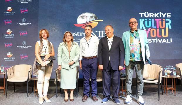 Başkan Şahin: Projemizle çiftçi ile tüketici arasındaki aracıları kaldırıyoruz