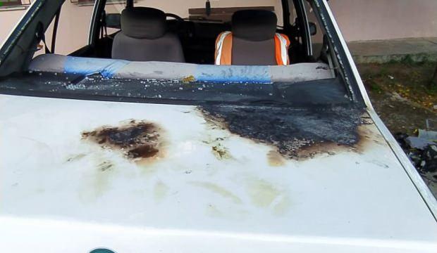 Otomobilleri kundaklandı, evleri taşlandı! Yaşlı çiftin endişesi büyüyor