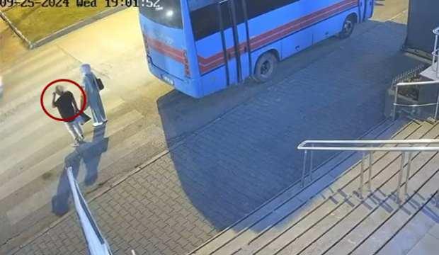 Adana'da feci kaza: Yaya geçidinden geçmek isteyen kadına çarptı!