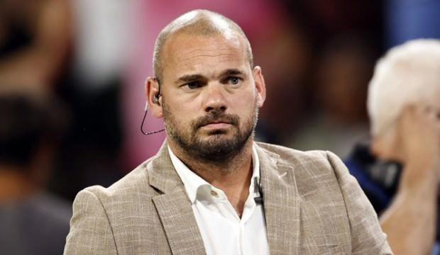 Wesley Sneijder Galatasaray'a sahip &ccedil;ıktı! Liverpool'a sert ırk&ccedil;ılık tepkisi