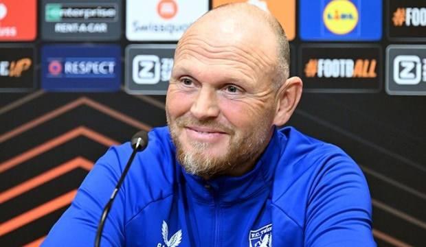 Twente'nin hocası Oosting'den Fenerbah&ccedil;e'ye &ouml;vg&uuml;