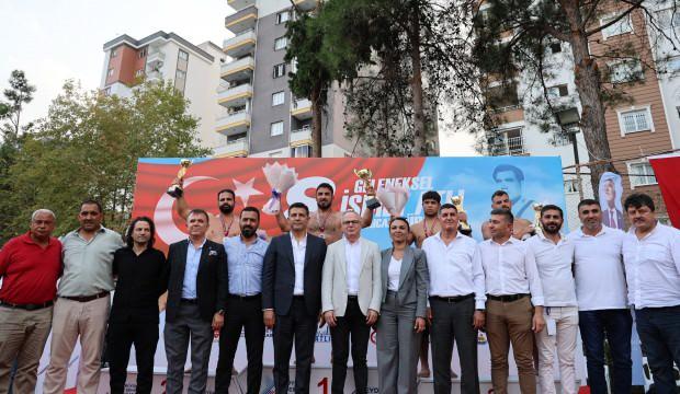 Karakucak'ta başpehlivan belli oldu!