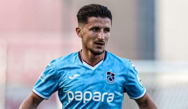 Trabzonspor taraftarlarından Enis Bardhi'ye tepki