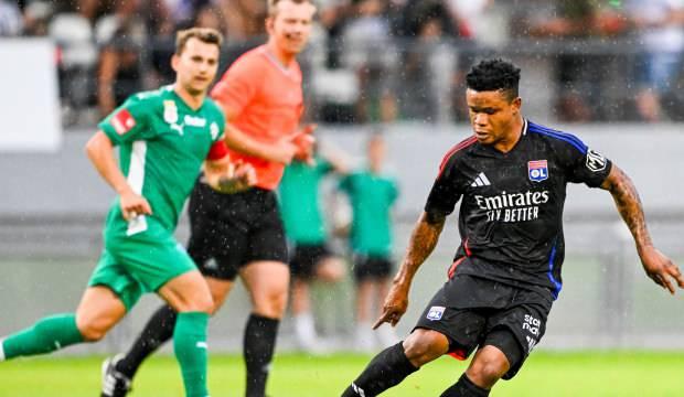 15 milyon euroluk golcü kadro dışı kaldı! Trabzonspor kolları sıvadı