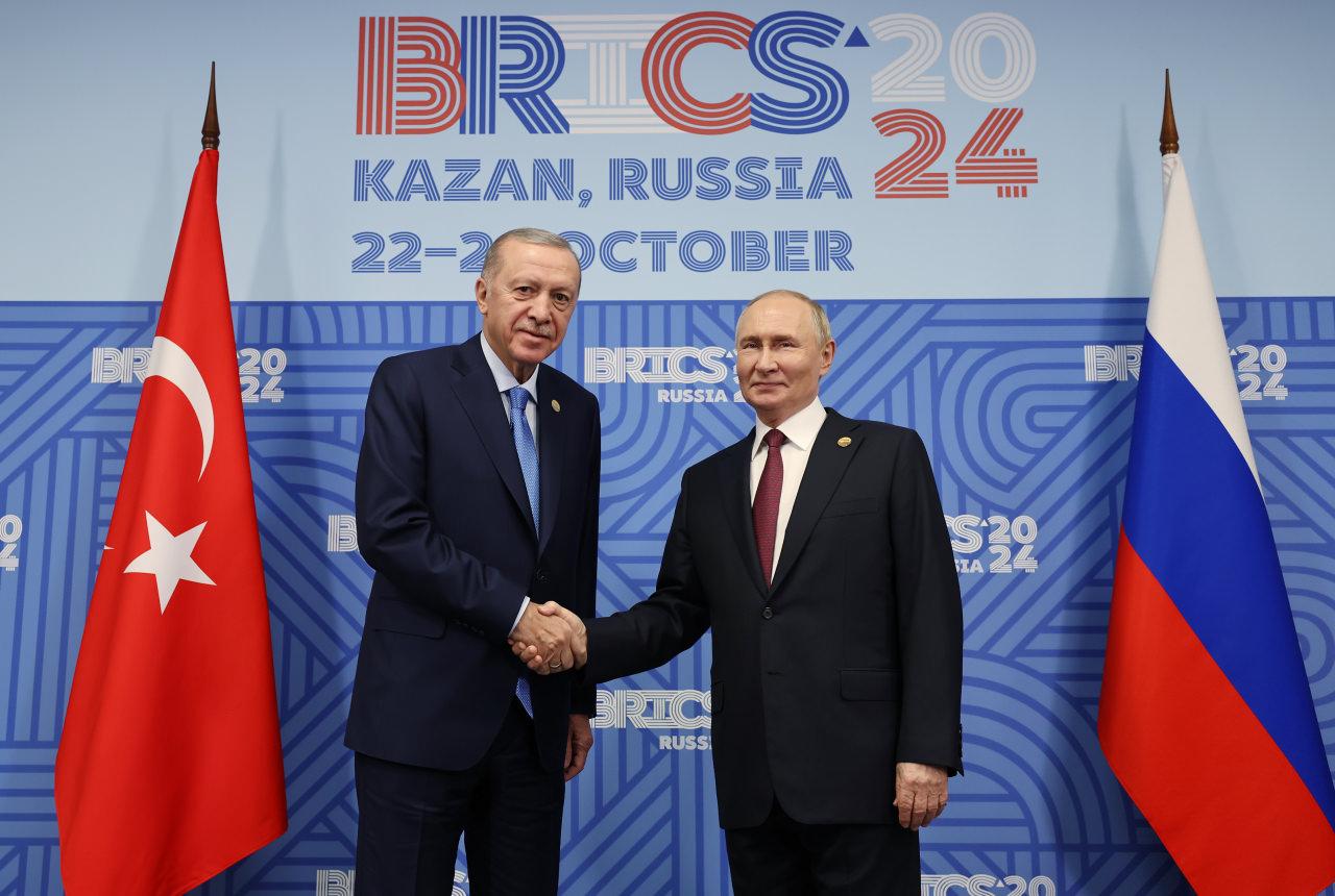 Erdoğan ve Putin, Kazan'da görüştü.