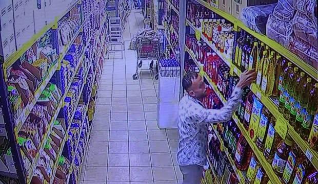 Adana’da ilginç hırsızlık: Ayçiçek yağını pantolonunun içine saklayarak çaldı!