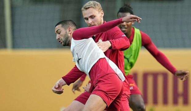 Galatasaray'da 3 isimle yollar ayrılıyor!