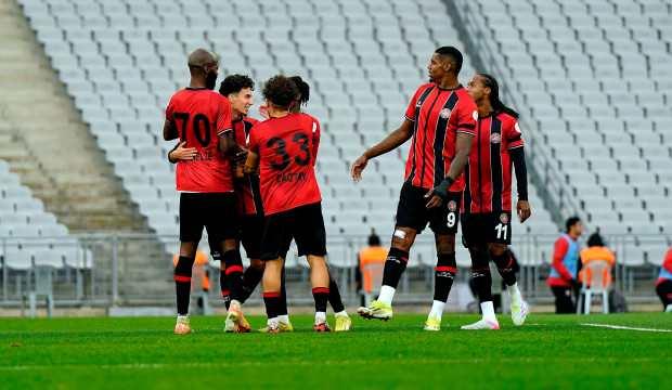 1. Lig'de 7 gollü çılgın maç! Gol olup yağdılar