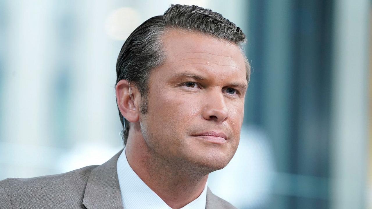 Trump'ın savunma bakanı adayı Fox News sunucusu Pete Hegseth