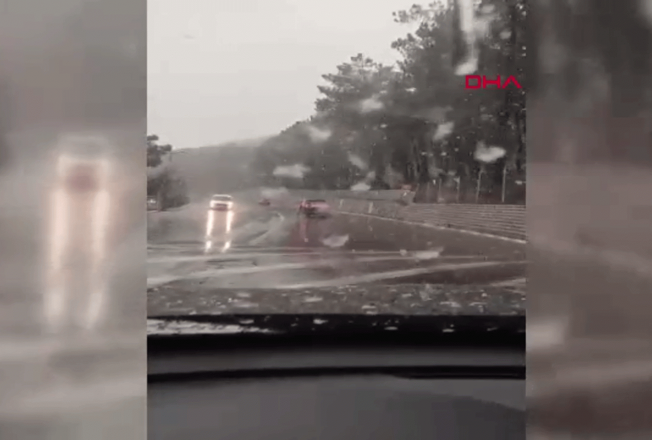 İstanbul'un Pendik ilçesinde mevsimin ilk karı yağdı