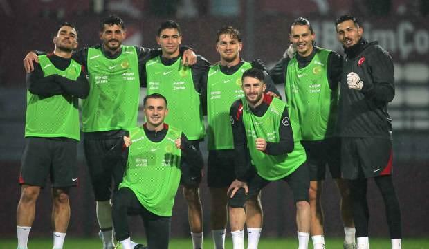 Montella kararını verdi! Karadağ maçında ilk 11'e prensini düşünüyor