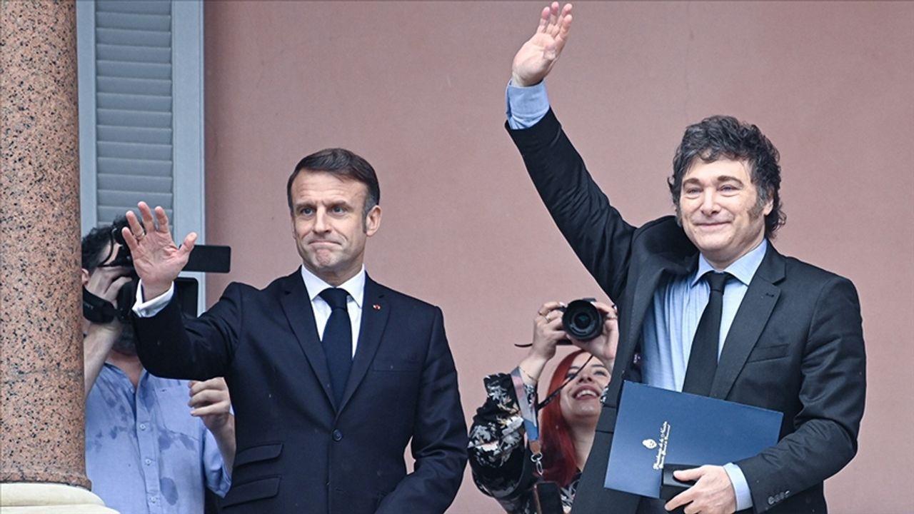 Fransa Cumhurbaşkanı Emmanuel Macron ve Arjantin Devlet Başkanı Javier Milei