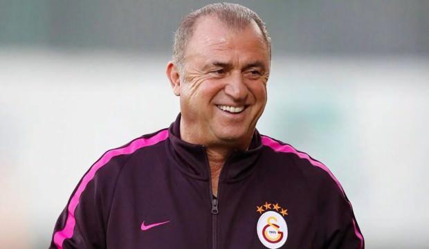 Yenilgi sonrası sürpriz paylaşım! "Çare Terim"