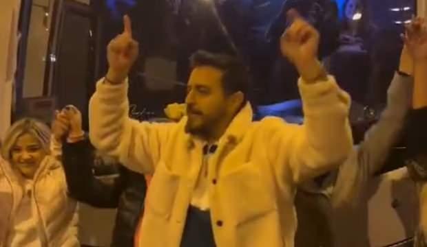 Görüntüler Bolu'dan: Akmayan trafikte sıkılan vatandaş çözümü horon tepmekte buldu