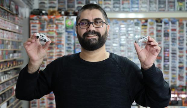Sivas'ta ilgin&ccedil; koleksiyon: 13 bin araba aldı ama hi&ccedil;birine binemiyor