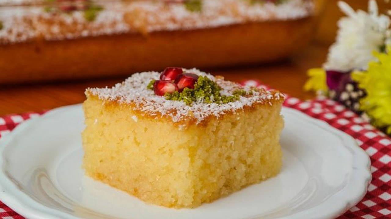 Şerbeti sünger gibi çeken limonlu yoğurt tatlısı tarifi