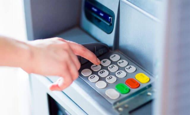 ATM’den Para Çektikten Sonra İptal Tuşuna Basmak Neden Önemli?