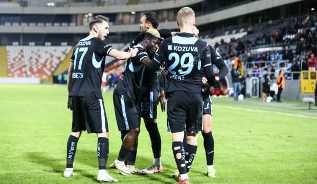 Kupa'da 7 goll&uuml; &ccedil;ılgın d&uuml;ello! S&uuml;per Lig ekibi, 3. Lig takımını uzatmalarda eledi