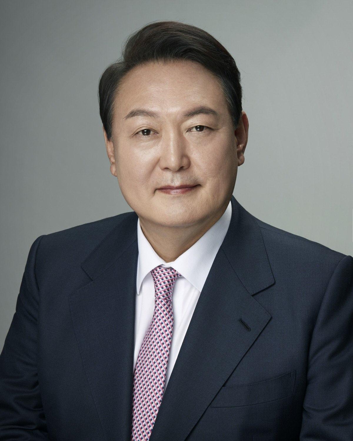 Yoon Suk Yeol