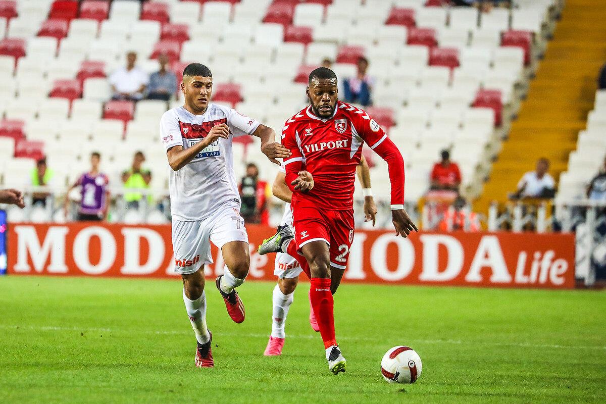 Sivasspor - Samsunspor / BG Grup 4 Eylül Stadyumu