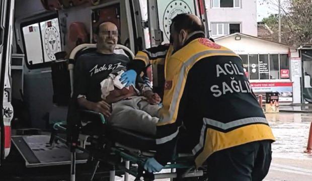 Kan donduran hadise: Babasını 6 kez bı&ccedil;akladıktan sonra yardım istedi