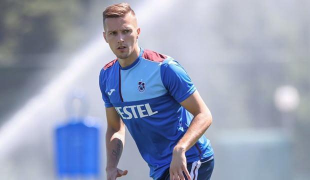 Yıldız isimle yollar ayrıldı! Trabzonspor sözleşmesini feshetti