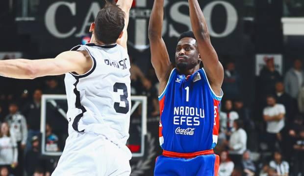  Beşiktaş, Anadolu Efes'i devirdi