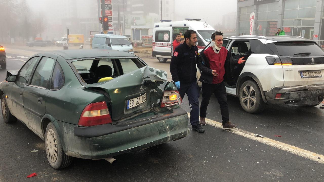 Olay yerine çok sayıda ekip sevk edildi. 