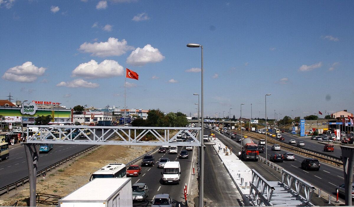 Kadir Topbaş dönemindeki metrobüs yolu çalışmaları (17 Eylül 2007) - Depo Photos