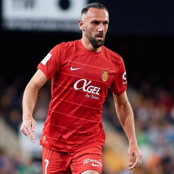 Mallorca'lı futbolcu Vedat Muriqi