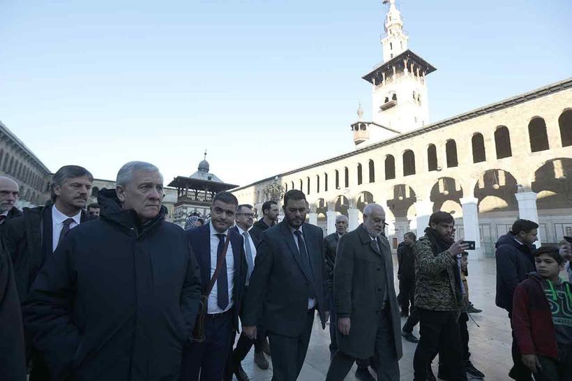 İtalyan Dışişleri Bakanı Tajani ve ekibi Emevi Camii ziyareti