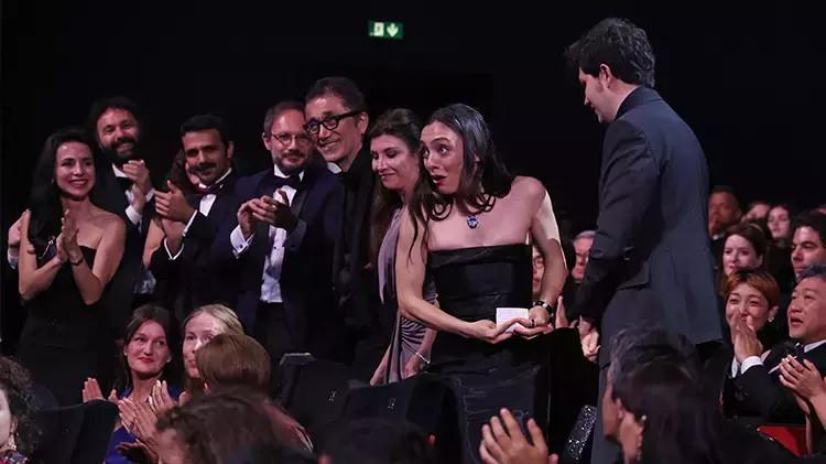 Cannes Film Festivali'nde Kuru Otlar Üstüne ekibi, Nuri Bilge Ceylan ve Merve Dizer 