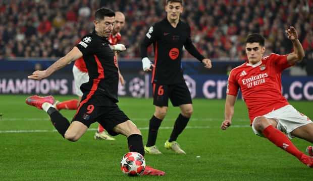 Devler Ligi'nde 9 goll&uuml; &ccedil;ılgın ma&ccedil;! Kerem ve Orkun'lu Benfica, Bar&ccedil;a'ya diş ge&ccedil;iremedi