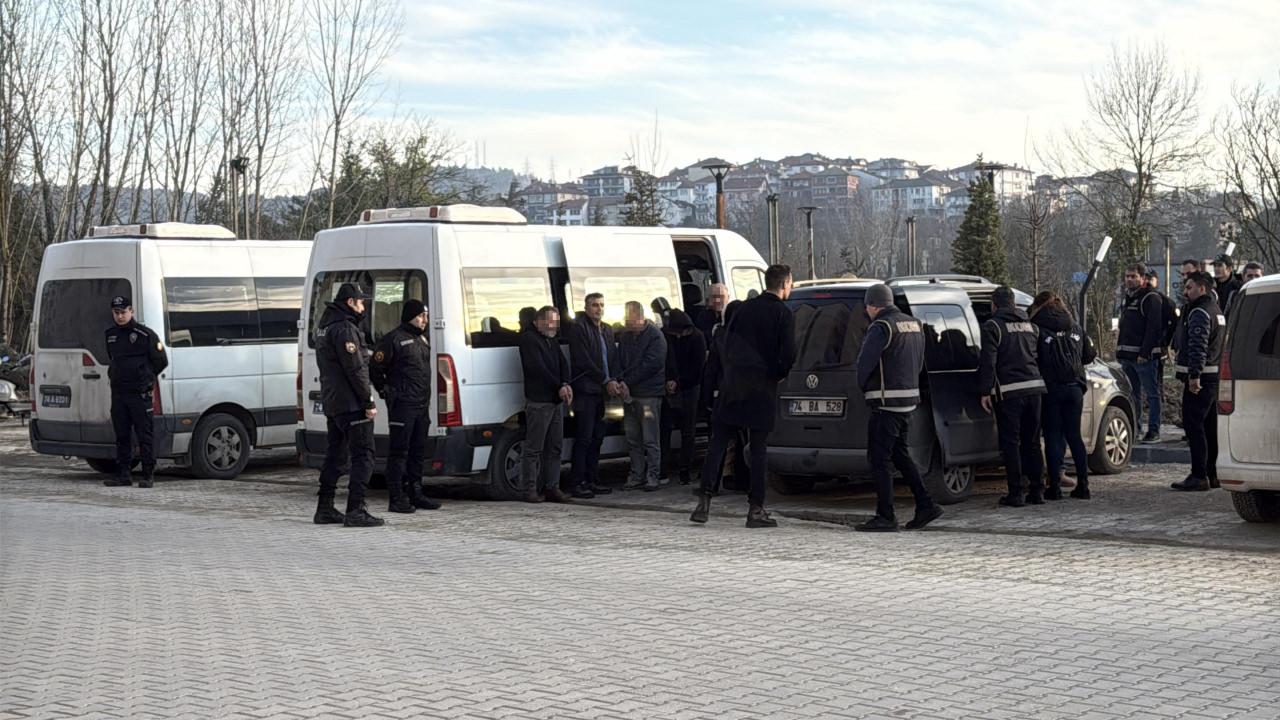 Bartın'da 'sahte rapor' soruşturmasında gözaltına alınan şüpheliler 