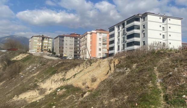 Karabük'te apartman sakinleri korku içinde: Ölümle burun buruna yaşıyorlar