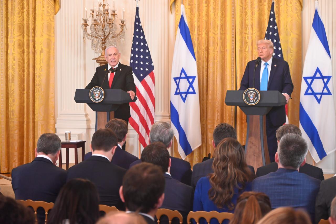 Trump ve Netanyahu, Beyaz Saray'da ortak basın toplantısı düzenledi.