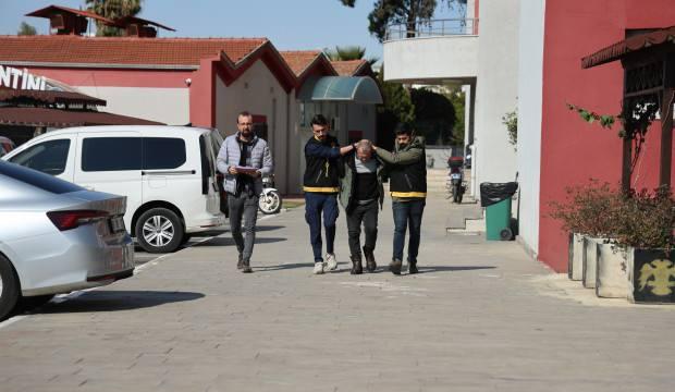 Adana'da pompalı tüfek dehşeti: Konuşmaya çağırdığı arkadaşını öldürdü!
