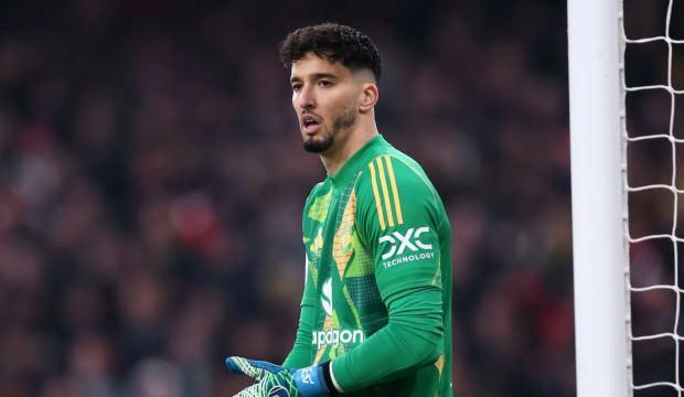 S&uuml;rpriz Altay Bayındır hamlesi! Beşiktaş zamanla yarışıyor