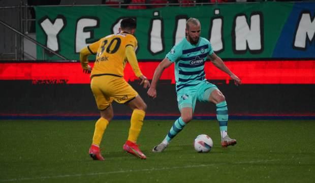 Ankarag&uuml;c&uuml;'ne Coelho yetmedi! Rizespor ilk 3 puanını aldı