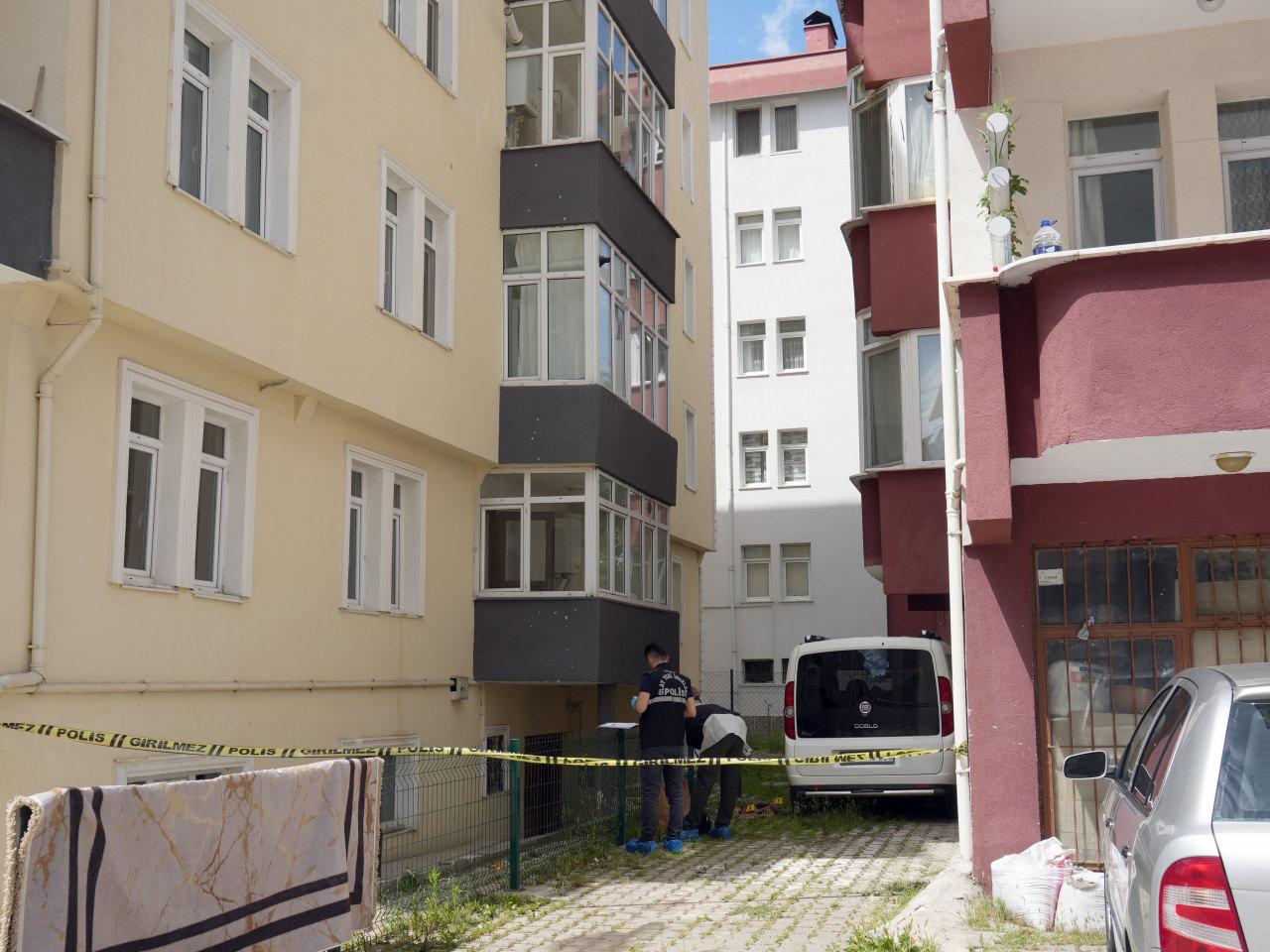 M.N.K.'nin atıldığı iddia edilen apartman 