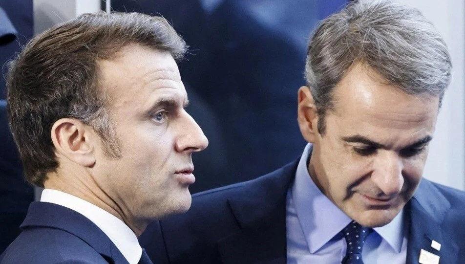 Fransa Devlet Başkanı Emmanuel Macron- Yunanistan Devlet Başkanı Kiryakos Miçotakis