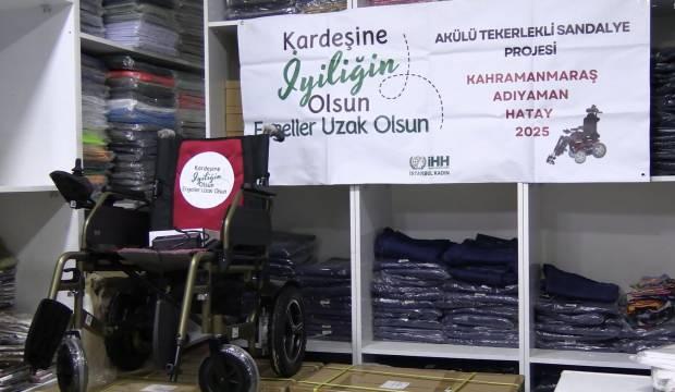 İHH depremzedelere 50 akülü tekerlekli sandalye dağıttı 