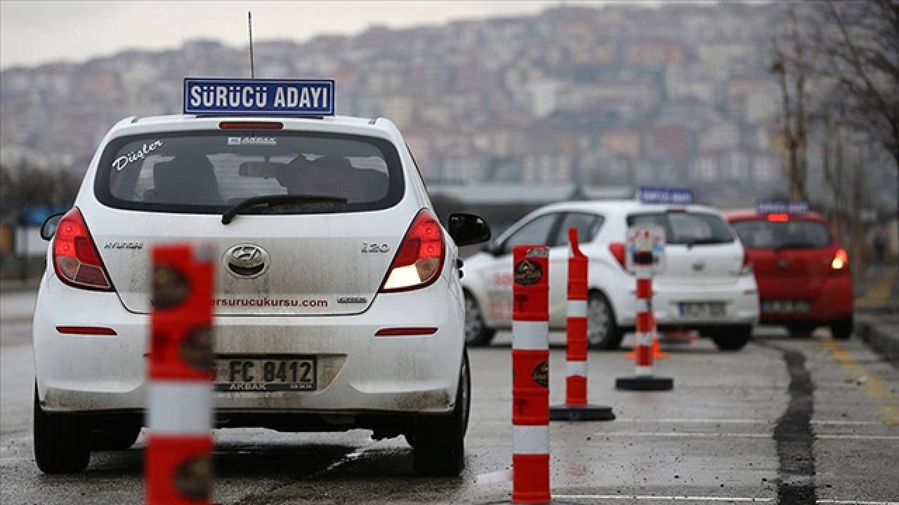 İstanbul'da çeşitli merkez ve kursların sınav ve eğitim faaliyetlerine ara verildi.