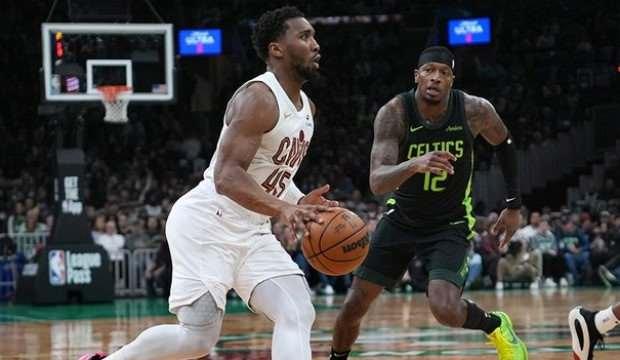 NBA'de Cavaliers'tan harika geri dönüş! 
