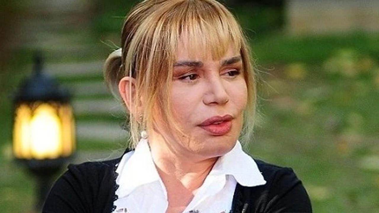 Sezen Aksu